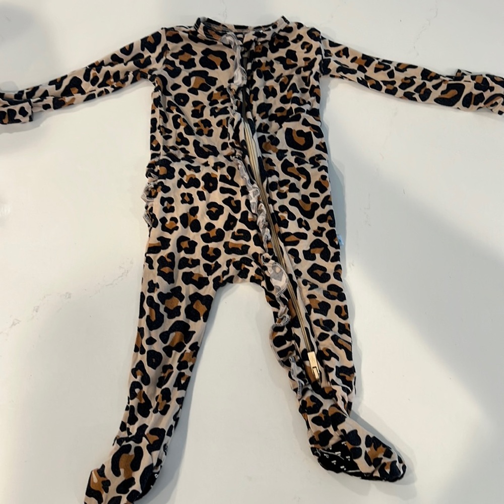 Posh peanut leopard one piece